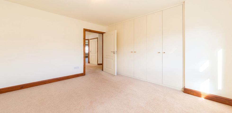 Modern Apartment Castleton Avenue, Wembley